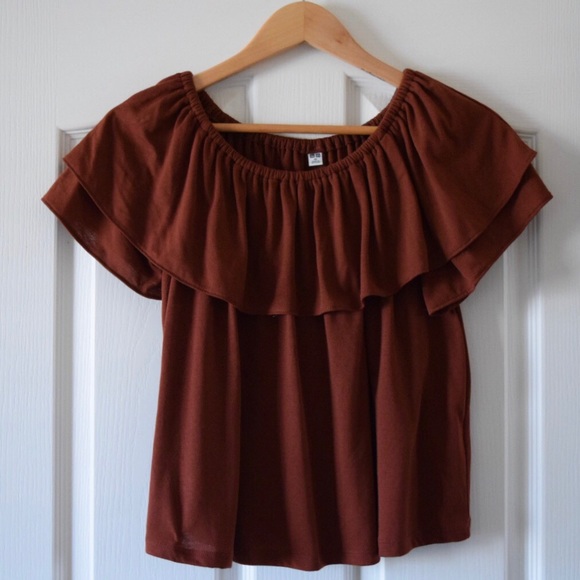 Uniqlo Burnt Orange Off the Shoulder Top - Picture 2 of 3